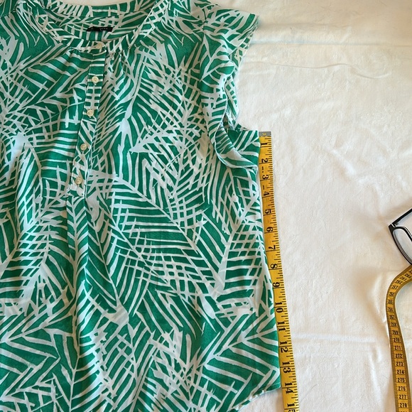 Women’s Talbots Green Top White Print Size 12 Polyester - Picture 6 of 10